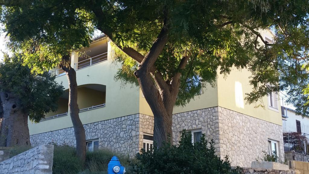 Apartments Buturic Sali Exterior photo
