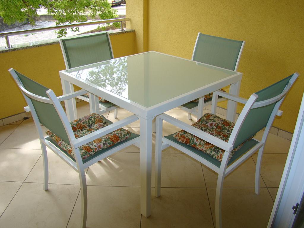 Apartments Buturic Sali Room photo