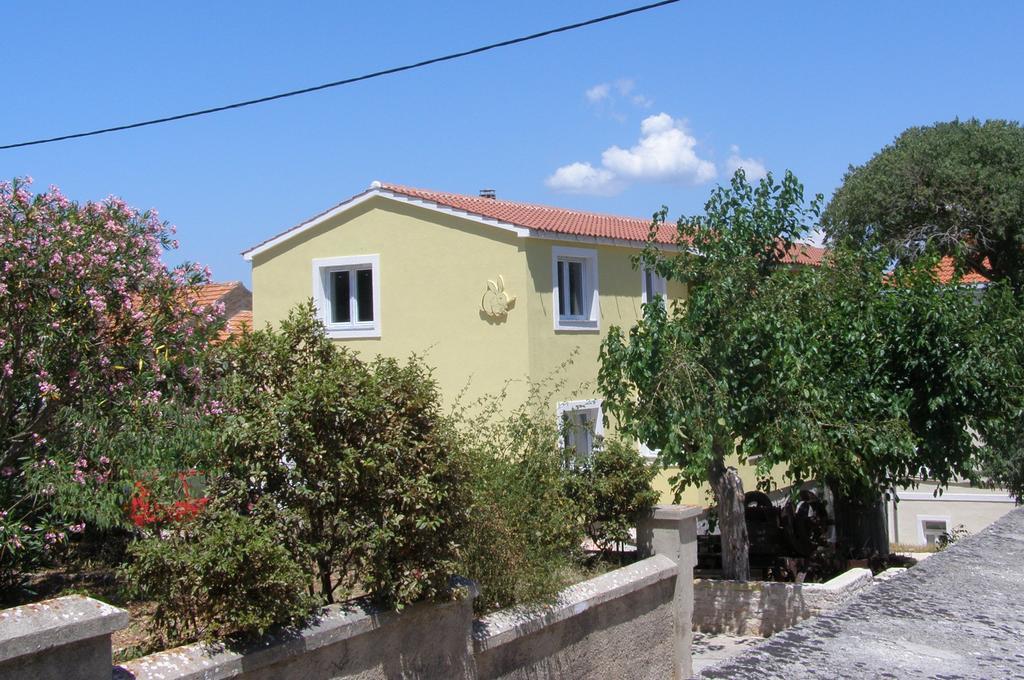 Apartments Buturic Sali Exterior photo